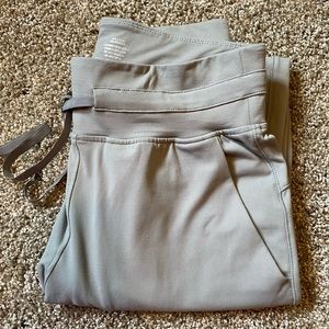 Zyia Heathered Gray Ascend Joggers